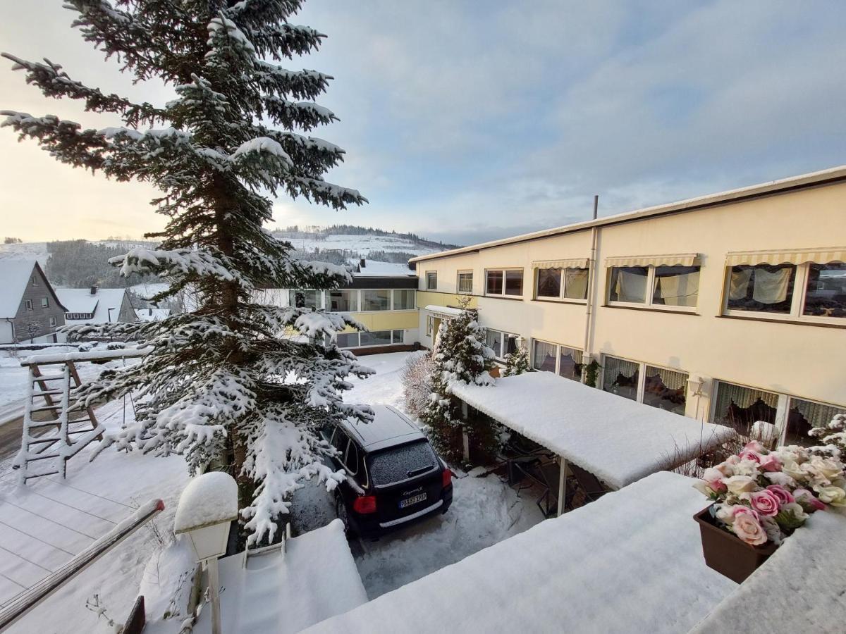 Berghotel Natura Bed & Breakfast Winterberg Exterior foto